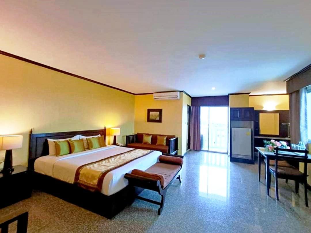 Royal Peninsula Chiangmai Hotel 3*