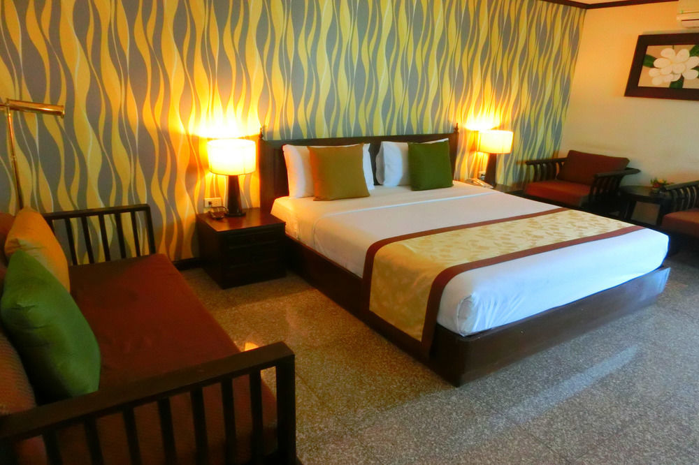 Khách sạn Royal Peninsula Chiangmai 3*